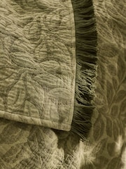 Lia Gold x Next Olive Leaf Jacquard Throw - Imagen 3 de 5