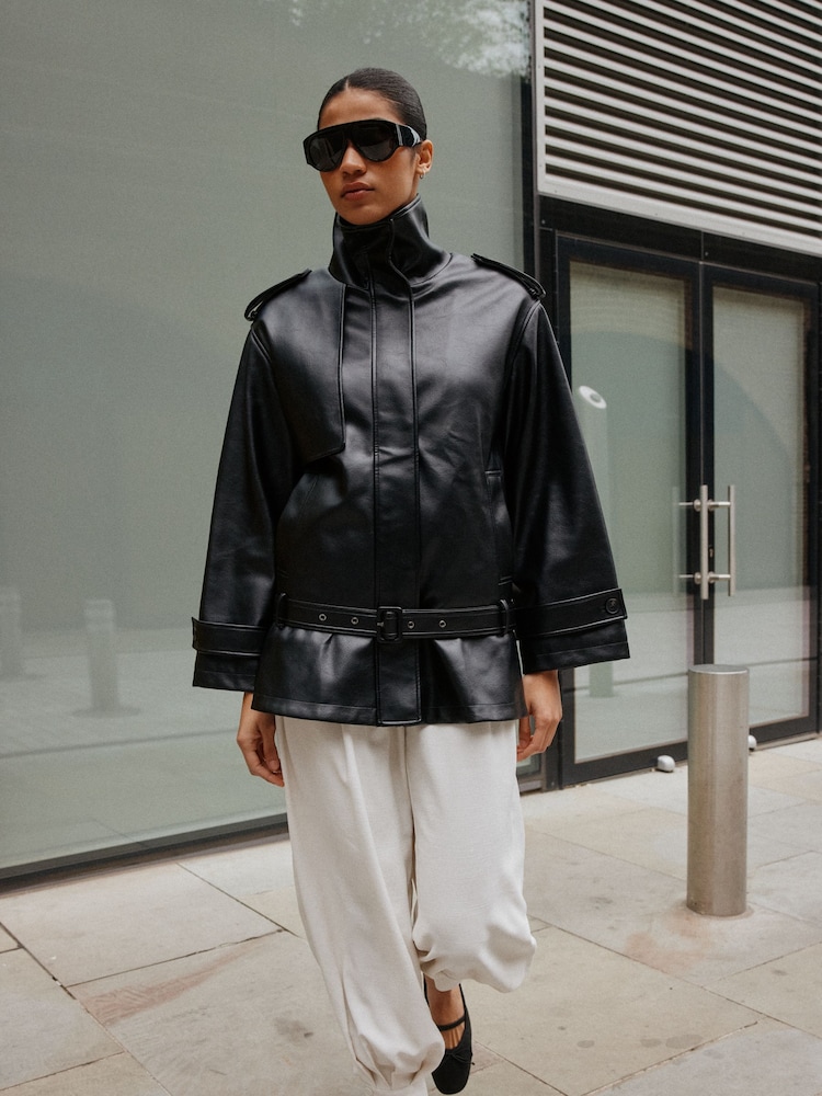 Crno - Faux Leather Funnel Belted Jacket - Slika 1 od 9