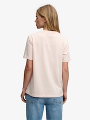 ピンク - Superdry Signature 刺繍Tシャツ - 画像 2 / 7