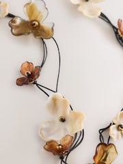 Brown Resin Flower Rope Long Necklace - Image 5 of 6