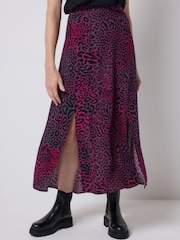 SCAMP & DUDE Leopard Ray Split Front Skirt - صورة 3 من 4