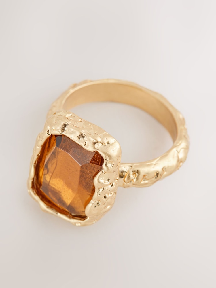 Gold Tone Orange Resin Hammered Square Ring - Image 5 of 5