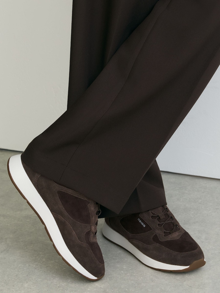 Reiss Chocolate Brown Grant Bonded-Leather Lightweight Runner Trainers - Image 1 of 5 Reiss Chocolate Brown Grant Bonded-Leather Lightweight Runner Trainers - Image 1 of 5