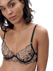 Bluebella Rosalie Wired Black Bra - Image 3 of 4