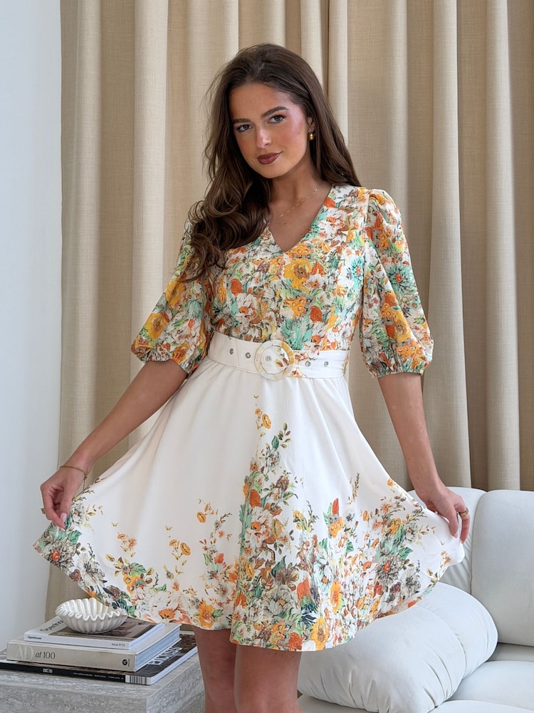 Girl In Mind Azelia Puff Sleeve V-Neck Dress - Image 6 of 6 Girl In Mind Azelia Puff Sleeve V-Neck Dress - Image 6 of 6