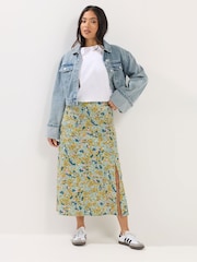 PixieGirl Petite Green Ditsy Midaxi Skirt - Image 1 of 5