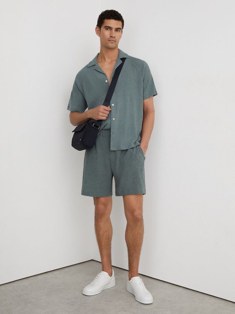 Reiss Dark Sage Flint Textured Drawstring Shorts - Image 1 of 6