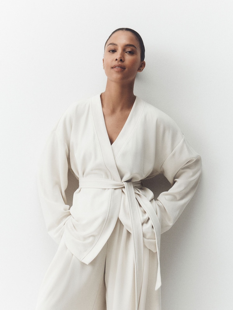 Crema - Studio Tie Waist Cardigan - Imagen 1 de 4 Crema - Studio Tie Waist Cardigan - Imagen 1 de 4