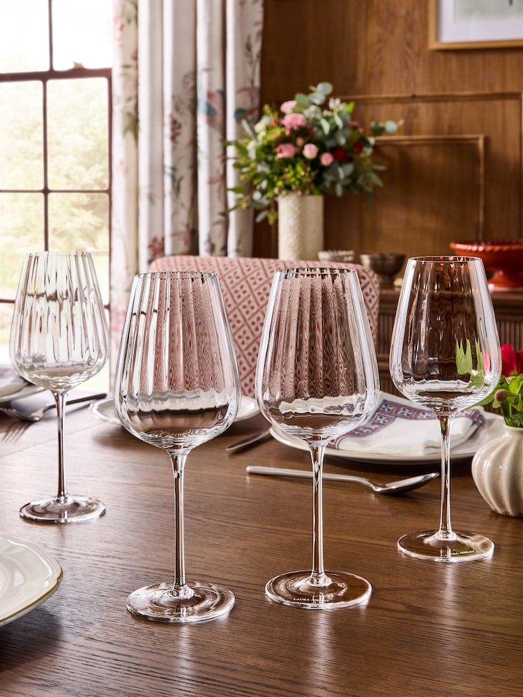 Laura Ashley Set of 4 Clear Wine Glasses - Image 2 of 4