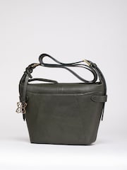 أخضر - حقيبة تُعلَّق حول الجسم Newby من Lakeland Leather - صورة 2 من 6