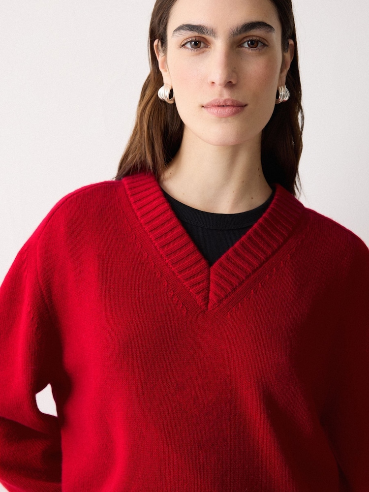 Jigsaw Red Wool Cashmere Blend V-Neck Jumper - Image 2 of 4 Jigsaw Red Wool Cashmere Blend V-Neck Jumper - Image 2 of 4