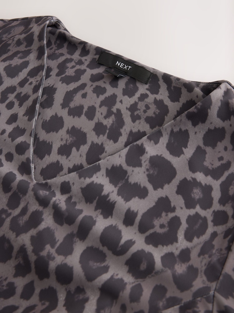 Grey Animal Long Sleeve V-Neck Mini Dress - Image 3 of 3 Grey Animal Long Sleeve V-Neck Mini Dress - Image 3 of 3