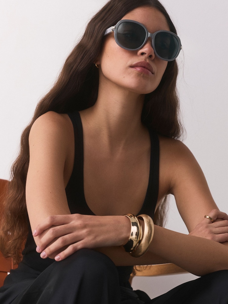 Grey Square Sunglasses - Image 1 of 6 Grey Square Sunglasses - Image 1 of 6