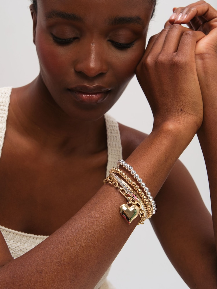 Mood מארז של 4 צמידים בעיטור לב בשני גוונים - תמונה 2 מתוך 3 Mood מארז של 4 צמידים בעיטור לב בשני גוונים - תמונה 2 מתוך 3