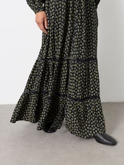 FatFace Eden Navy Ditsy Petite Jacquard Maxi Dress - Image 4 of 6