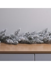 Lights4fun 1.5m Pre Lit Snowy Christmas Garland - Image 2 of 4