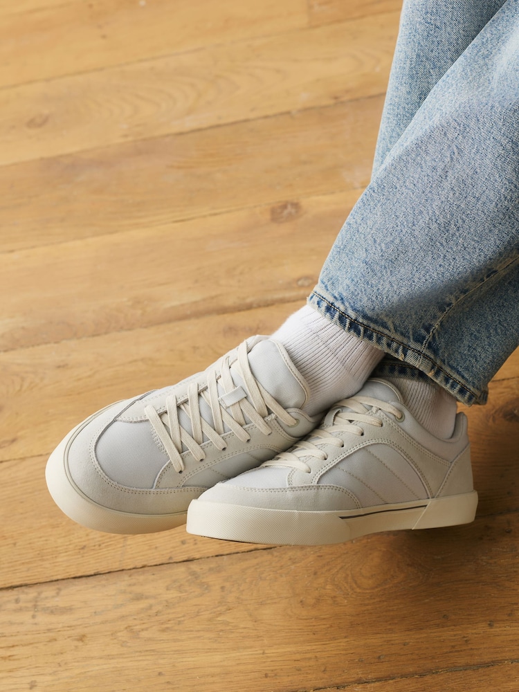 White Canvas Lace-Up Skate Trainers - Image 2 of 2
