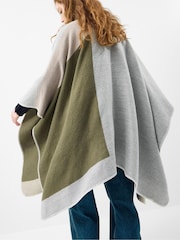 Accessorize Grey Colourblock Poncho - Image 2 of 3