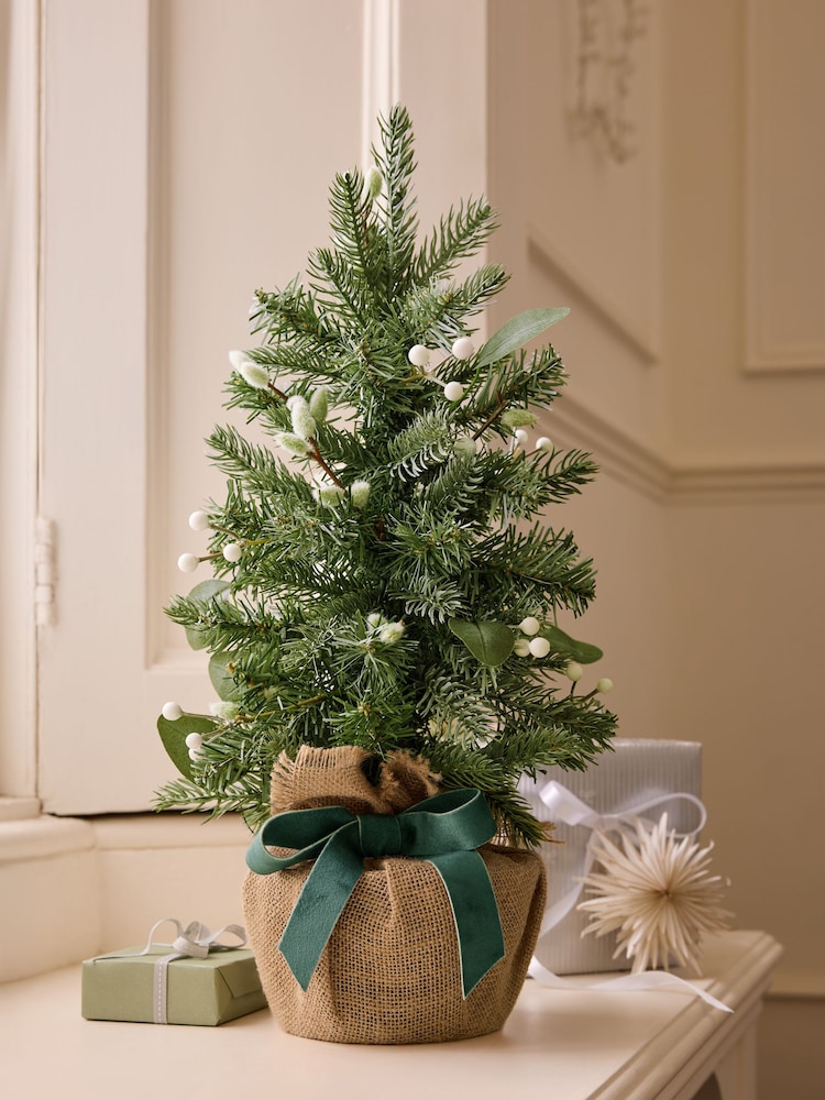 White Frosty Foliage Pre Lit Christmas Tree - Image 2 of 7 White Frosty Foliage Pre Lit Christmas Tree - Image 2 of 7