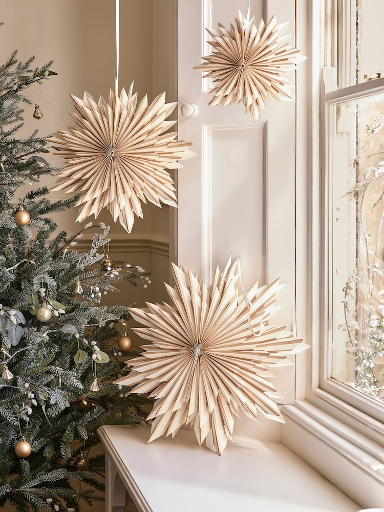 Set of 3 White Starburst Paper Hanging Decorations - Image 1 of 5