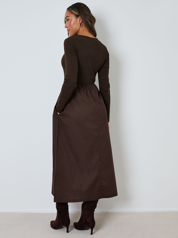 חום - Threadbare שמלת מידי 2 ב-1 מבד ג'רזי ריב עם חצאית פופלין - תמונה 2 מתוך 5 חום - Threadbare שמלת מידי 2 ב-1 מבד ג'רזי ריב עם חצאית פופלין - תמונה 2 מתוך 5