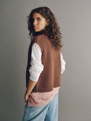 Brown Knitted Zip Up Sleeveless Gilet With Pockets - Image 2 of 7