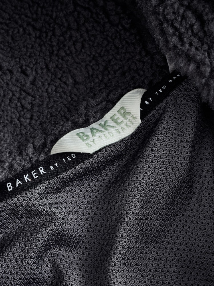 فليس من Baker by Ted Baker - صورة 13 من 13 فليس من Baker by Ted Baker - صورة 13 من 13