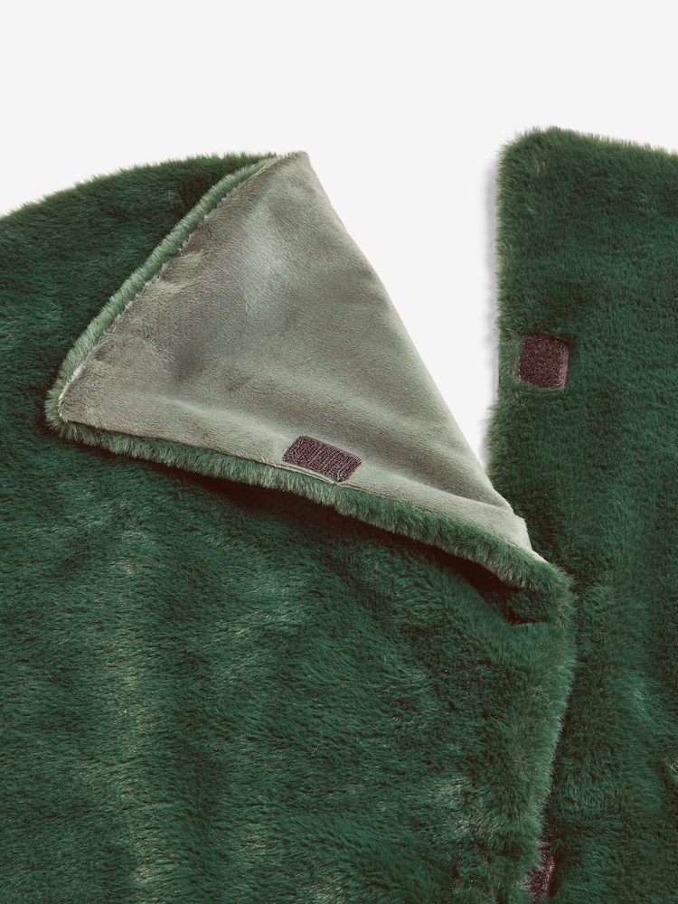 Green Faux Fur Tree Skirt - Image 4 of 4 Green Faux Fur Tree Skirt - Image 4 of 4