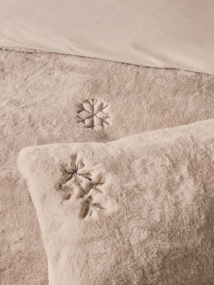 Natural Embroidered Glamour Faux Fur Christmas Duvet Cover and Pillowcase Set - Image 4 of 4