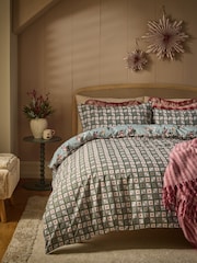Green Santa Christmas Reversible Duvet Cover and Pillowcase Set - Image 2 of 5