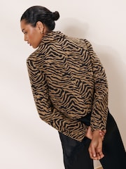 Lipsy Animal Print Collared Jacket - Image 7 of 7