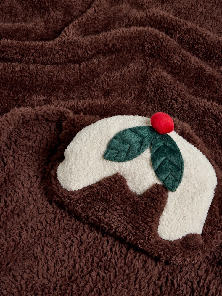 Brown Christmas Pudding Hooded Throw - Image 6 of 6 Brown Christmas Pudding Hooded Throw - Image 6 of 6