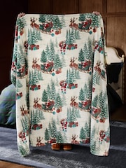 Red Christmas Santa Cosy Fleece Throw - Image 4 of 7