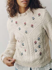 Ecru - Cable Knit Floral Embroidered Frill Neck Jumper - Bild 4 von 7