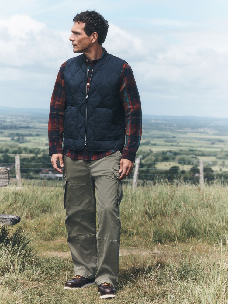 Navy Onion Quilted Gilet - Image 2 of 6 Navy Onion Quilted Gilet - Image 2 of 6