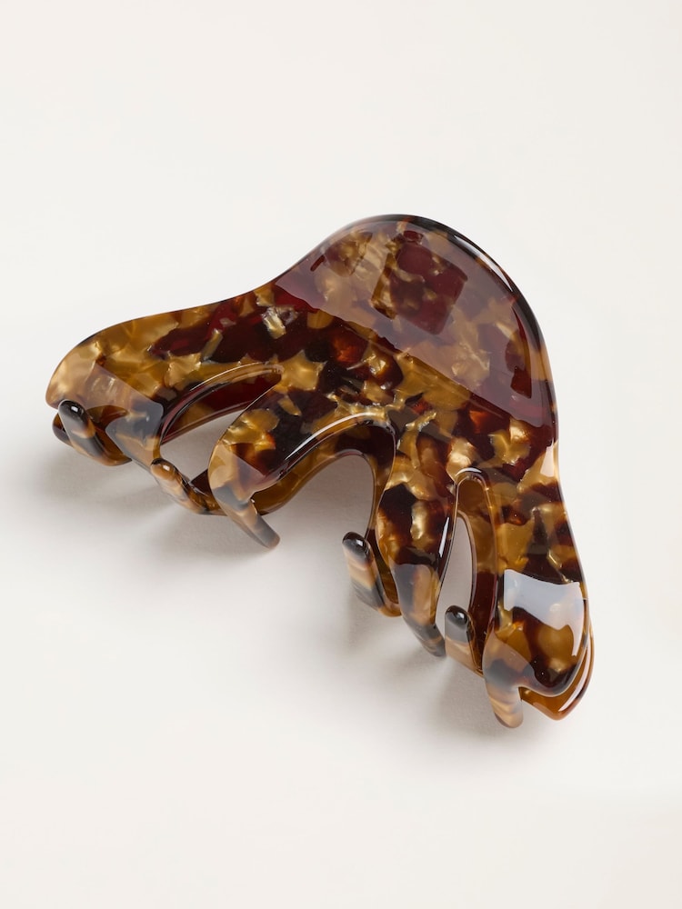 FatFace Tortoiseshell Brown Claw Clip - Image 1 of 2 FatFace Tortoiseshell Brown Claw Clip - Image 1 of 2
