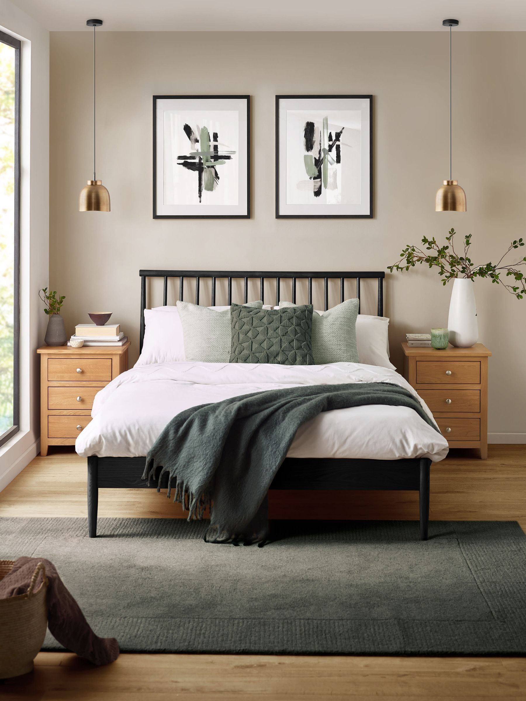 Julian Bowen Belton Black Spindle Bed - Image 3