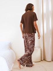 Friends Like These Brown Deer Print Short Sleeve Pyjamas Set - Image 4 of 5