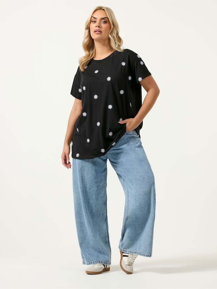 Yours Curve Black All Over Print Embroidery Daisy T-Shirt - Image 2 of 5 Yours Curve Black All Over Print Embroidery Daisy T-Shirt - Image 2 of 5