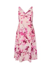 Yours Curve Pink London Floral V-Neck Pleated Skater Dress - Image 6 of 6