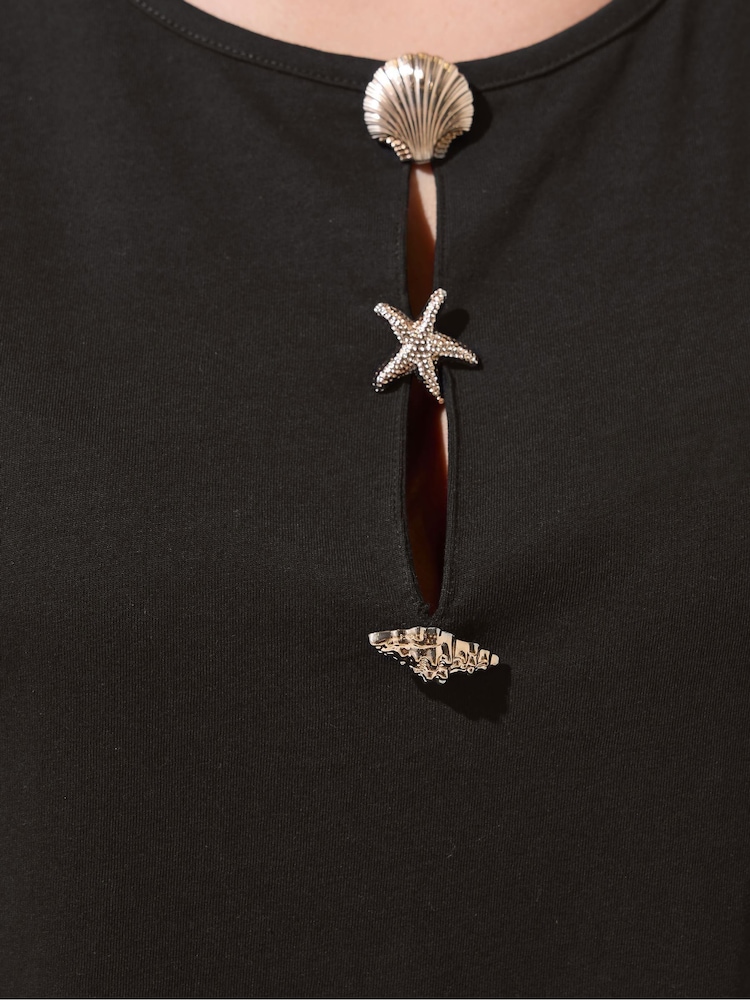 Yours Curve Black Limited T-Shirt With Shell Buttons - Image 4 of 4