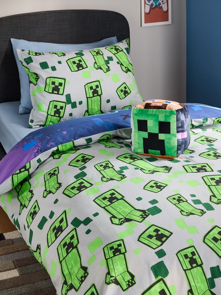 Minecraft Duvet Cover and Pillowcase Set - Image 2 of 4 Minecraft Duvet Cover and Pillowcase Set - Image 2 of 4