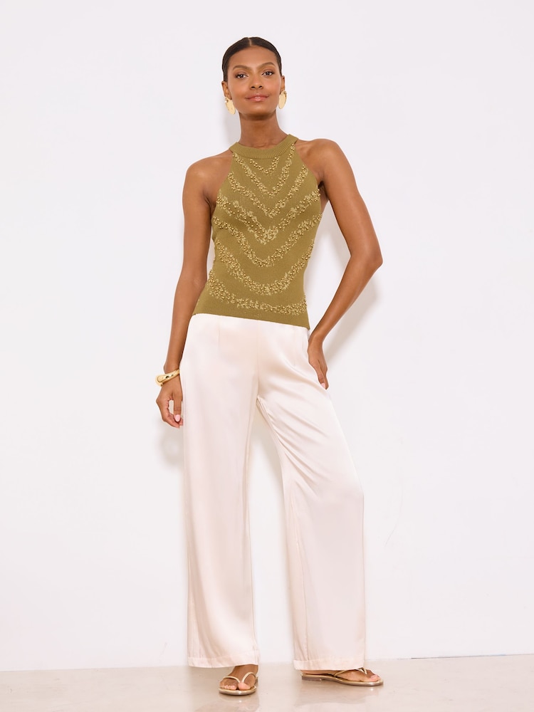 Lipsy Embellished Gold Detail Halter Neck Knitted Top - Obraz 5 z 5 Lipsy Embellished Gold Detail Halter Neck Knitted Top - Obraz 5 z 5
