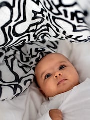 Etta Loves Set of 2 Keith Haring Sensory Muslin Squares - Image 3 of 6