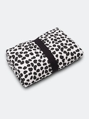 Etta Loves Animal Blackred Leopard Print Sensory Playmat Reversible - Image 6 of 8