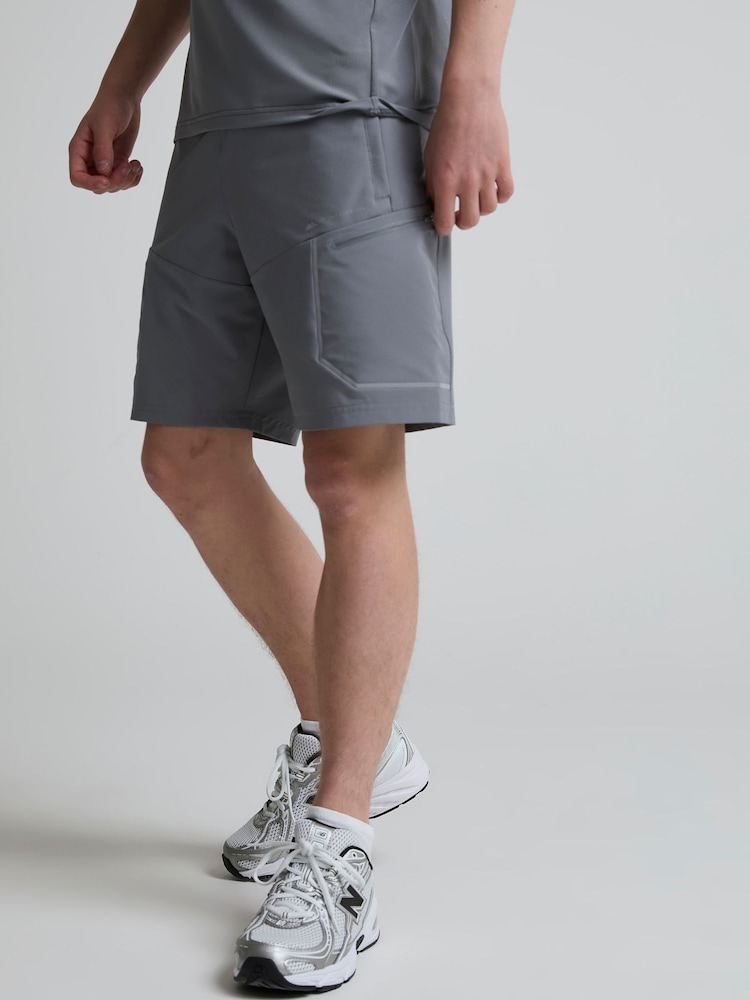 灰色 - 蒙特雷漫步 3.0梭织跑步短裤 - 5的图像1｝