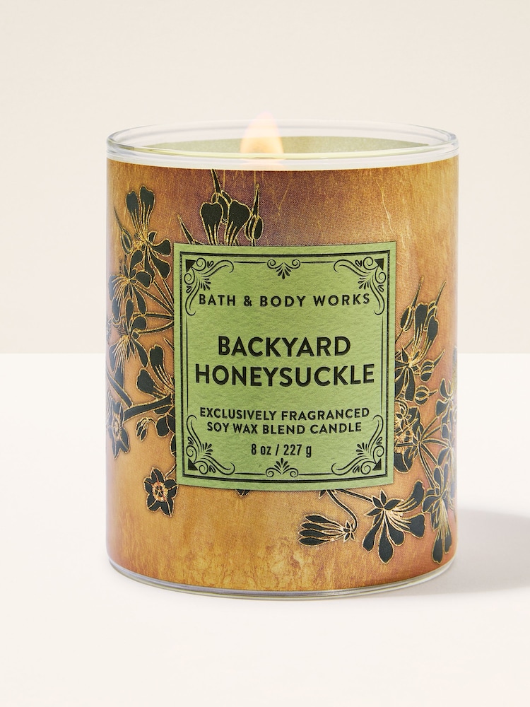 Bath & Body Works Backyard Honeysuckle Single Wick Candle 227g - Image 1 of 1 Bath & Body Works Backyard Honeysuckle Single Wick Candle 227g - Image 1 of 1