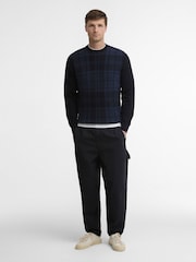 Blau - Barbour® Mineral Tartan Crew Neck Jumper - Bild 2 von 5