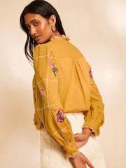 土黃色 - Love & Roses Floral Embroidered Notch Neck Blouse - 圖片 2/5