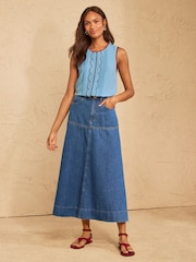 Love & Roses Blue Sleeveless Scallop Detail Blouse - Image 3 of 4